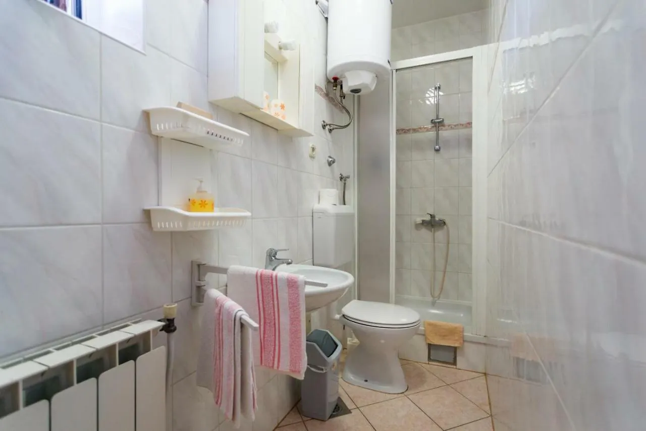 Guest house Rooms Mimi Krk Town